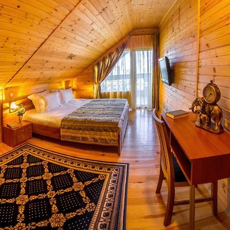 Hutor Hotel Дніпро Екстер'єр фото
