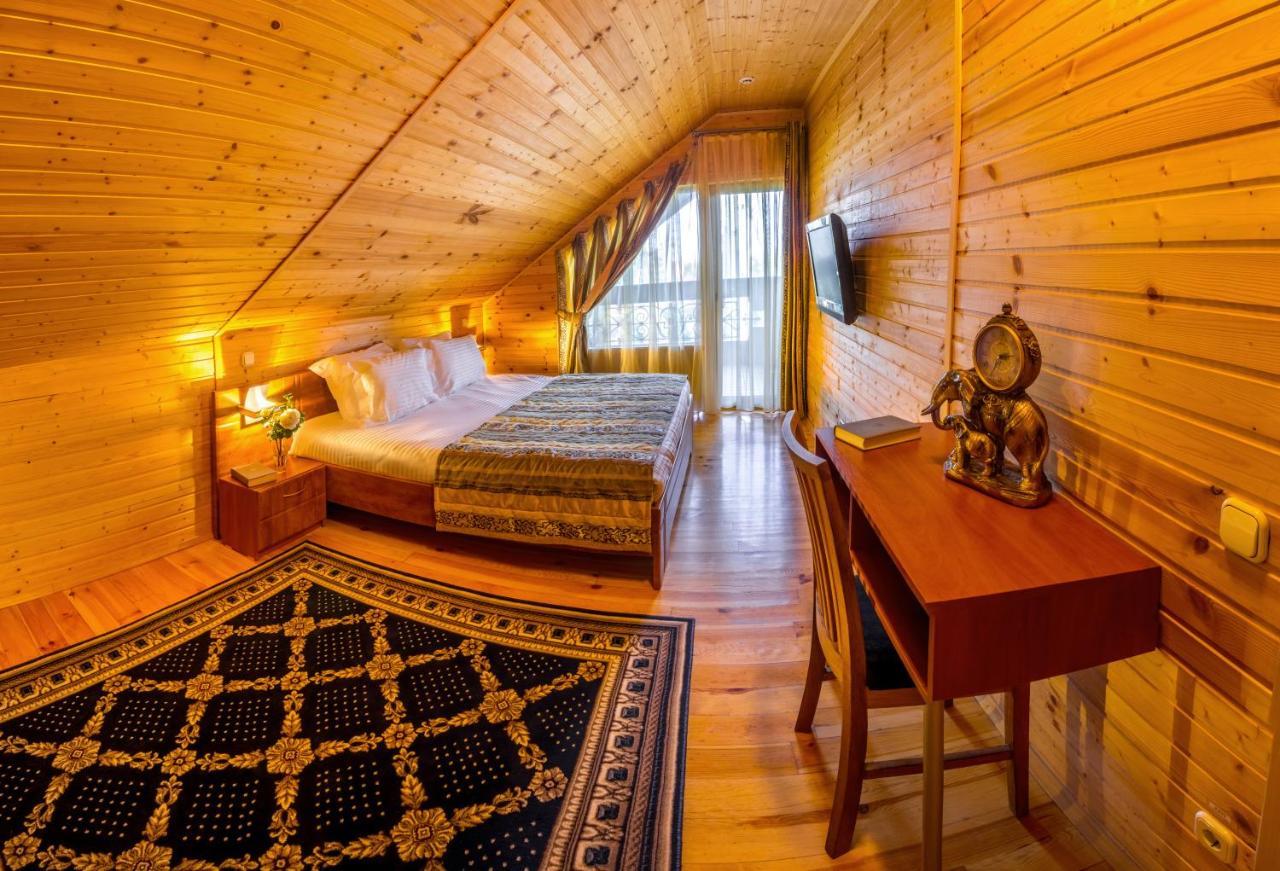 Hutor Hotel Дніпро Екстер'єр фото