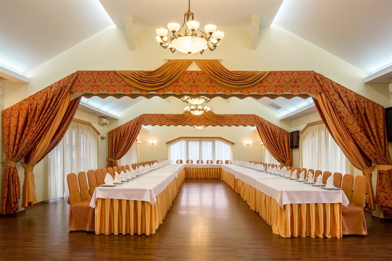 Hutor Hotel Дніпро Екстер'єр фото